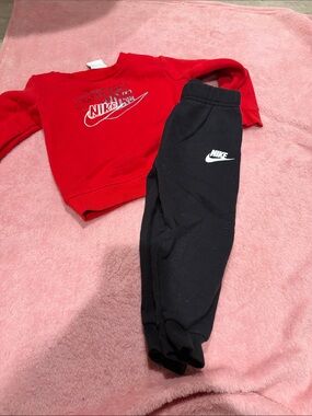 Nike Red Sweatshirt and Black Jogger Kids Set sz 24m